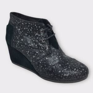 TOMS Lace Up Ankle  Booties Suede Desert Wedge Black & Silver Sparkle 8M